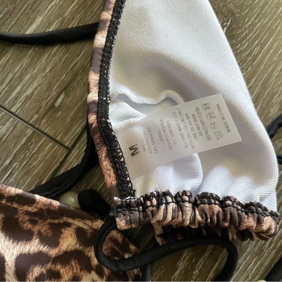 Set of 2 SHEIN Bikini’s Size Medium Cheetah print, Black with Heart rhinestone - Picture 6 of 7